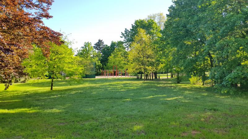 Spielplatz im Grünen