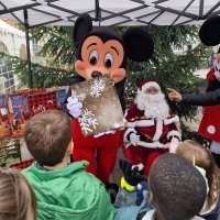 Ganz besondere Weihnachtstüten mit vielen Geschenken erwarteten unsere Kinder und Jugendlichen.